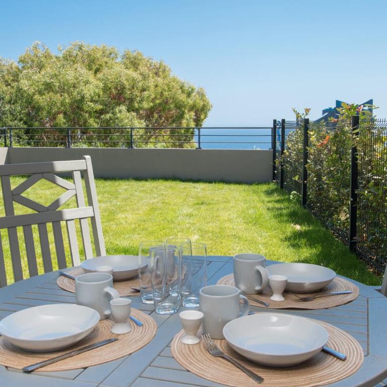 Luxueux appartement - Parking privé - Piscine - CC - Appartement 1 Chambre - 26