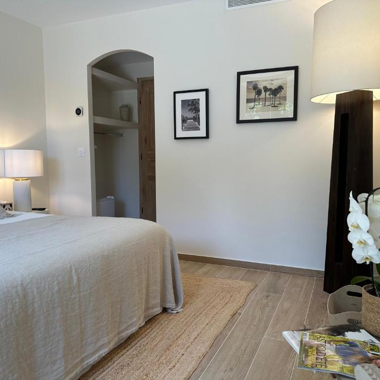 Le Clos des Sept Palmiers - Chambre double supérieure au rez-de-chaussée - 23