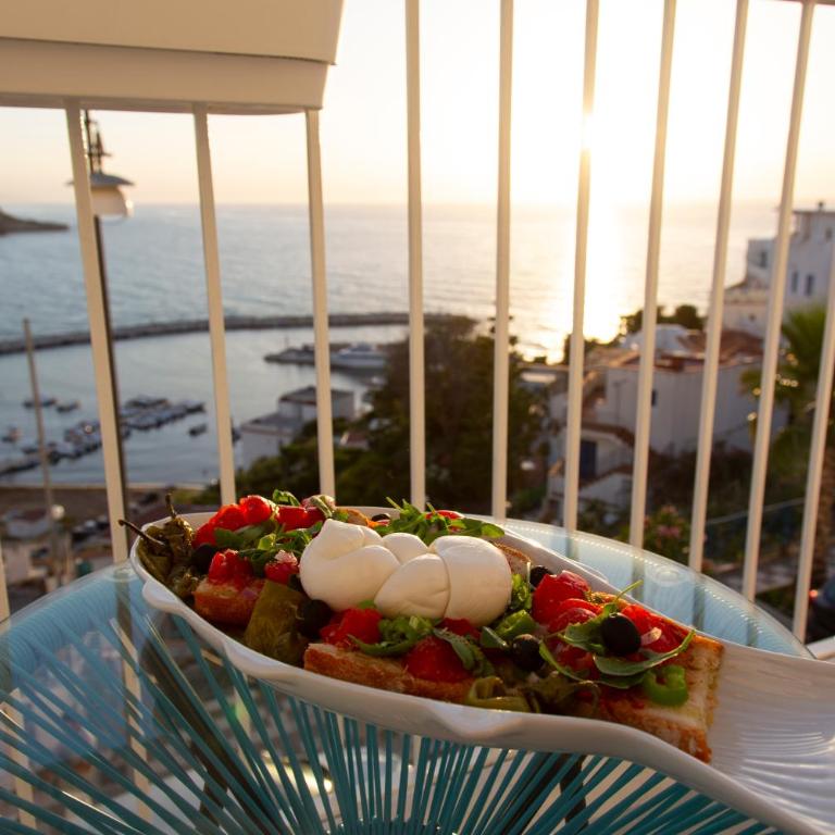 FICO D'INDIA - Camera Matrimoniale con Balcone e Vista Mare - 8