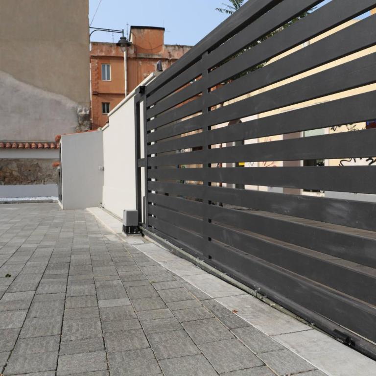 Spacious Renovated 2BR Townhouse Cavour 41, Historic Centre Olbia - Two-Bedroom Townhouse - 43