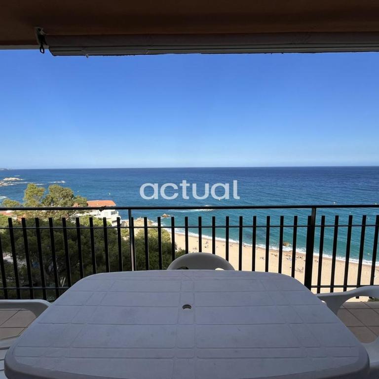 Cavall Bernat 84 - Apartamento de 2 dormitorios - 1