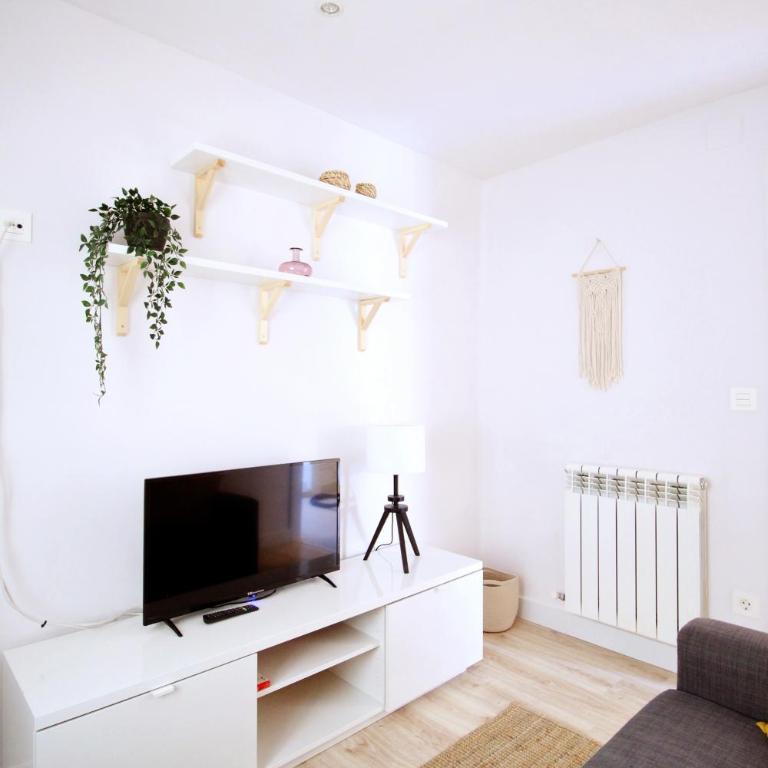 Apartamento moderno al pie de los Pirineos - Two-Bedroom Apartment - 25