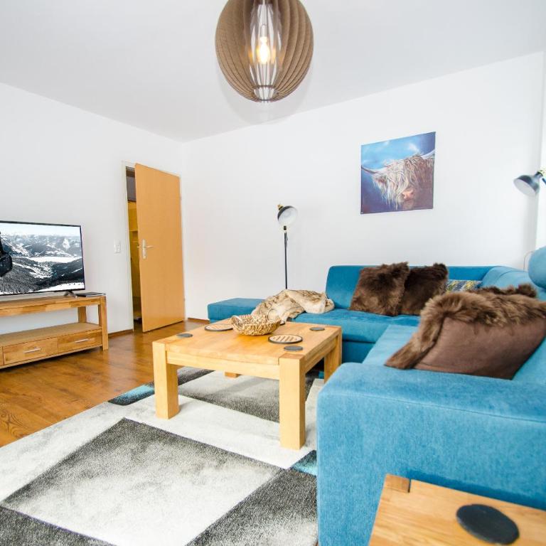 Apartments Summer & Winter Fun by All in One Apartments incl SUMMER CARD - Two-Bedroom Apartment with Lake View - 4