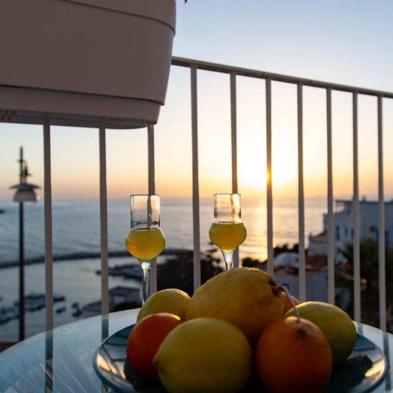 FICO D'INDIA - Camera Matrimoniale con Balcone e Vista Mare - 7