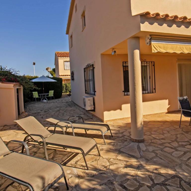Casa privada a 200 metros de la playa Cargador ALBERT VILLAS - Casa Vacacional de 3 dormitorios - 1