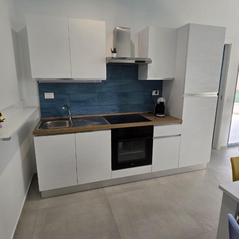 SeaMoon Case Vacanze - Two-Bedroom Apartment - 3