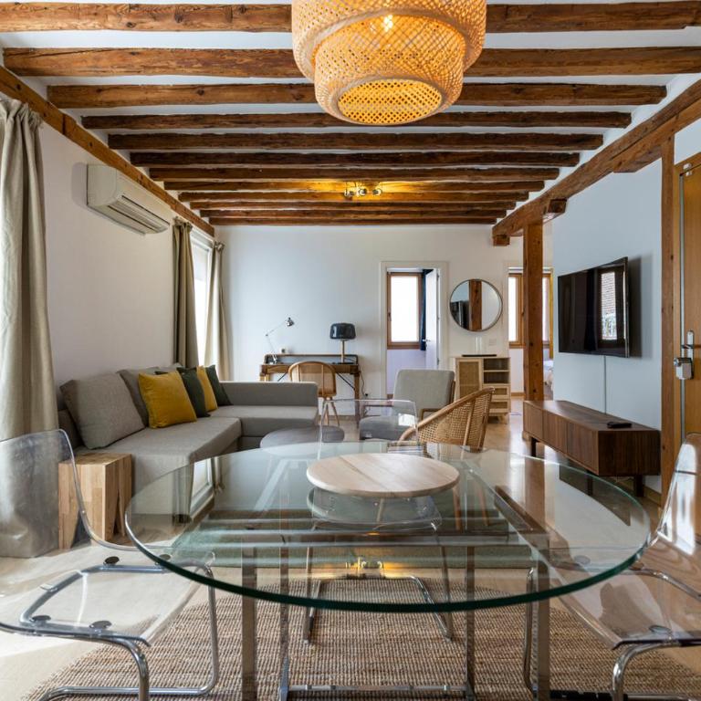 Luminoso y céntrico piso al lado de la Plaza Mayor - Apartamento de 2 dormitorios - 33