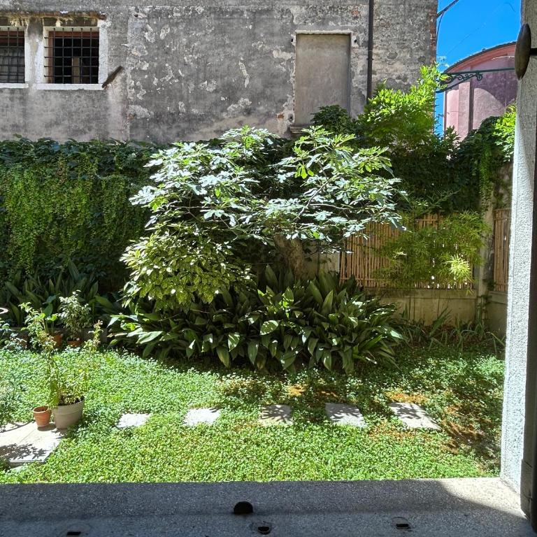 Carbonaia Venezia - Camera Doppia con Letti Singoli con Doccia - 3