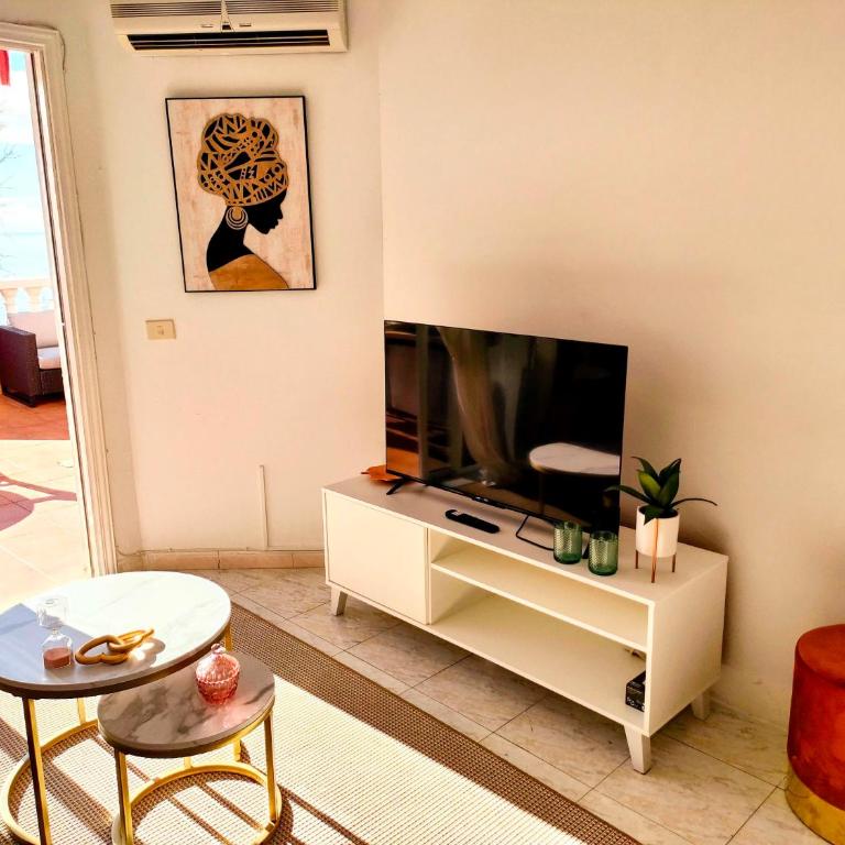 Luna Rossa - Two-Bedroom Apartment - 17