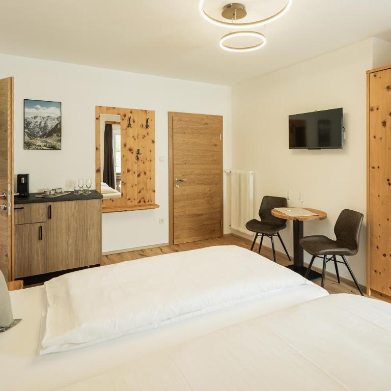 Rest Apartments & Suiten - Standard Doppelzimmer - 23