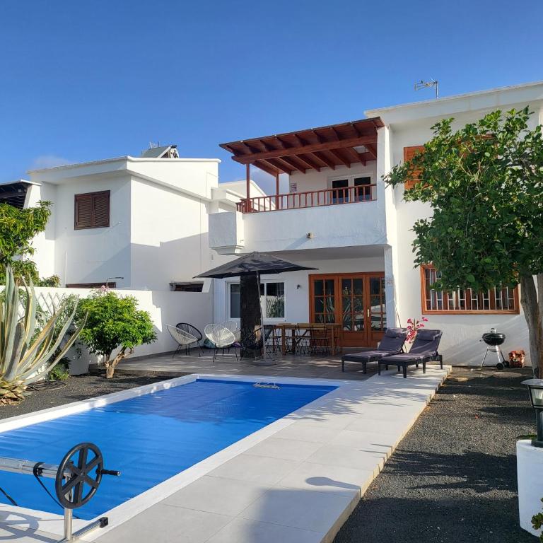 VILLA ANNA With heated pool - Villa - 2