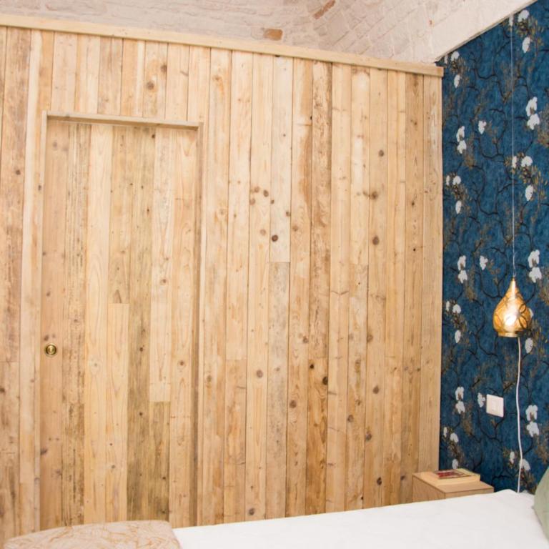 Pietre Gaie - Camera Matrimoniale con Bagno Privato - 13