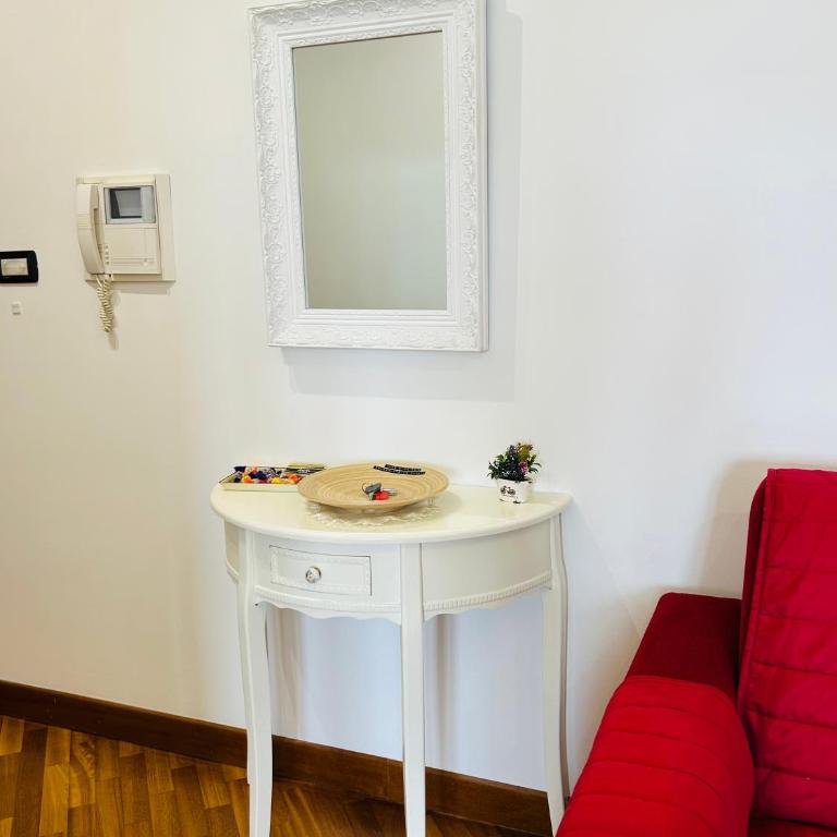 The House Room AEROPORTO FIUMICINO - Camera Matrimoniale con Bagno Privato - 4
