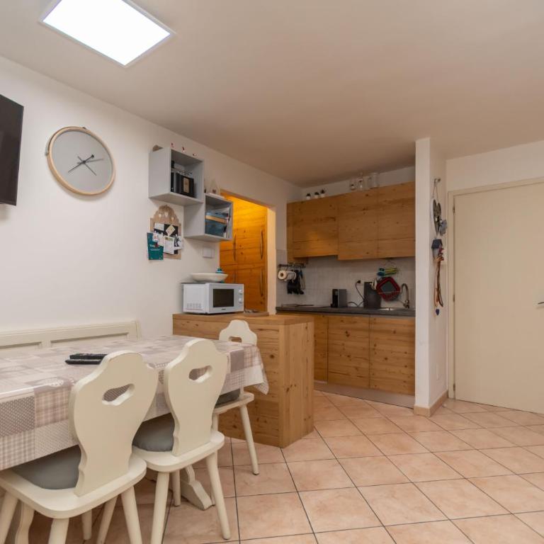Casa Nuccia - Appartamento con Vista e Balcone - 3