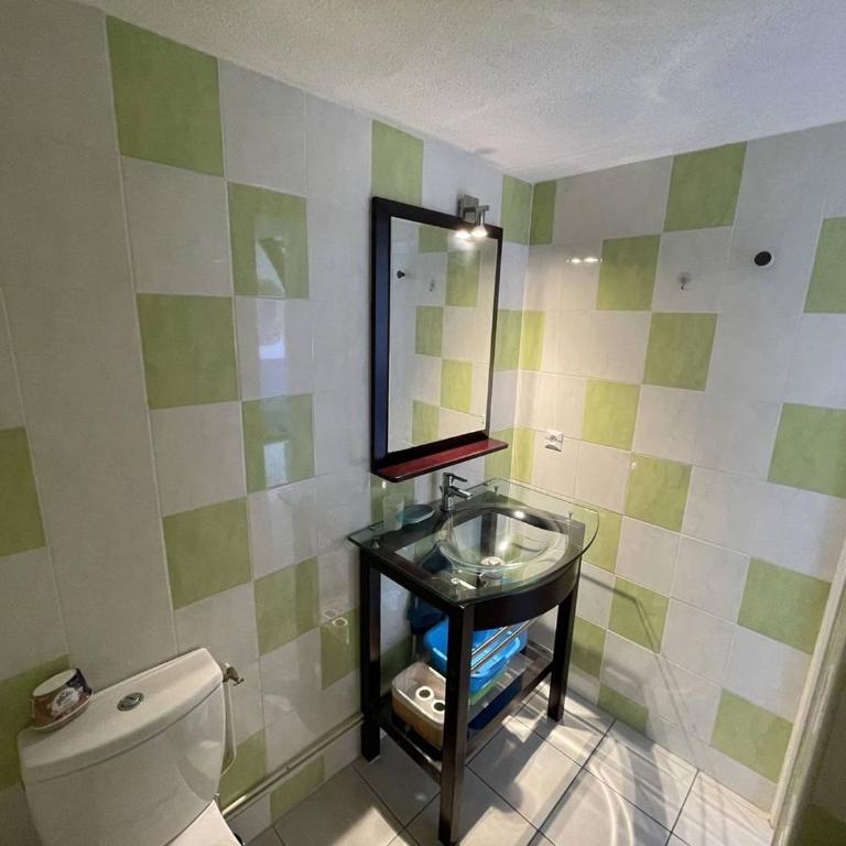 Charmante villa climatisée T2 mezzanine, 6 pers, terrasse ensoleillée, proche plage et commerces - FR-1-106-37 - Villa - 13