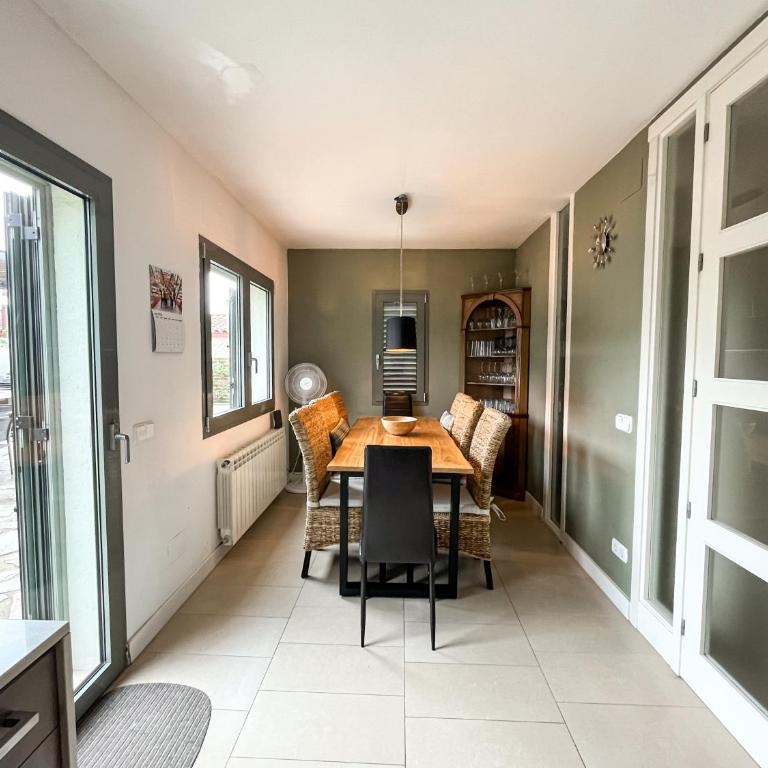 Villa Peralta Girona City w above ground Pool - Villa - 31
