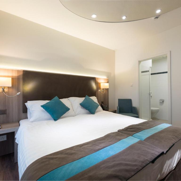Hotel Rousseau - Chambre Lits Jumeaux Classique - 1