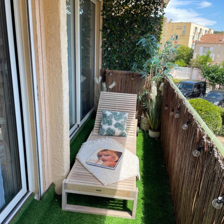 New Cosy Flat Saint Tropez - Two-Bedroom Apartment - 14