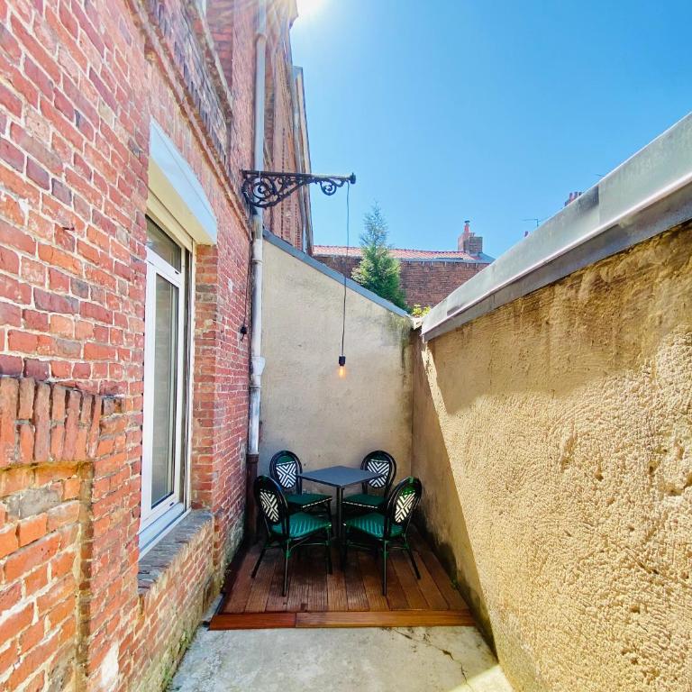Oasis Urbaine - Spacieux et calme avec patio - Appartement 1 Chambre - 13
