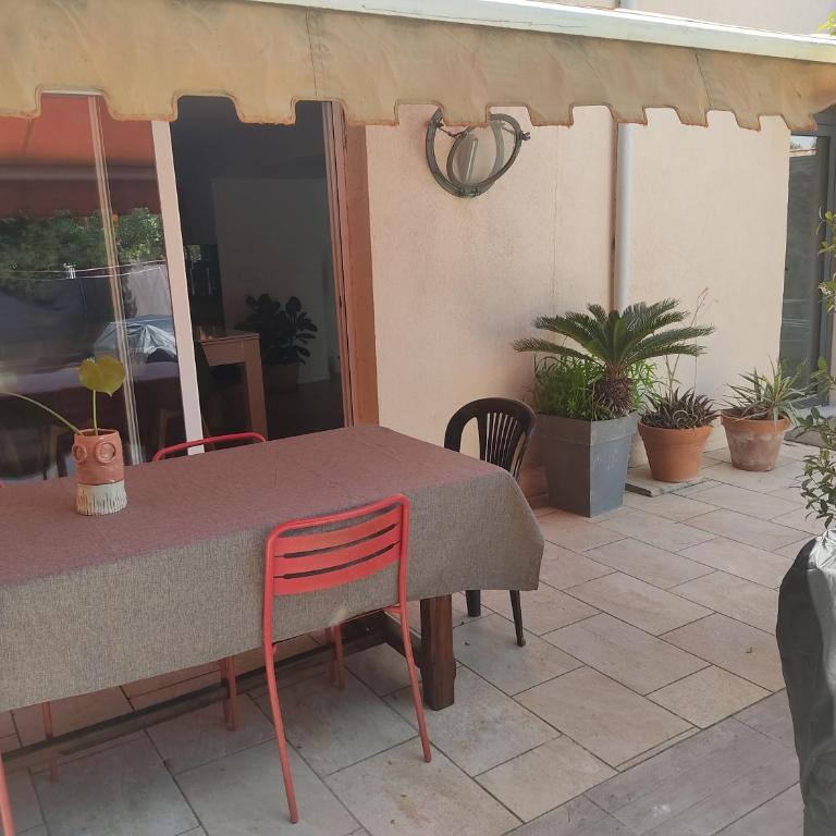 la ciotat belle maison centre ville avec parking - Haus mit 1 Schlafzimmer - 7