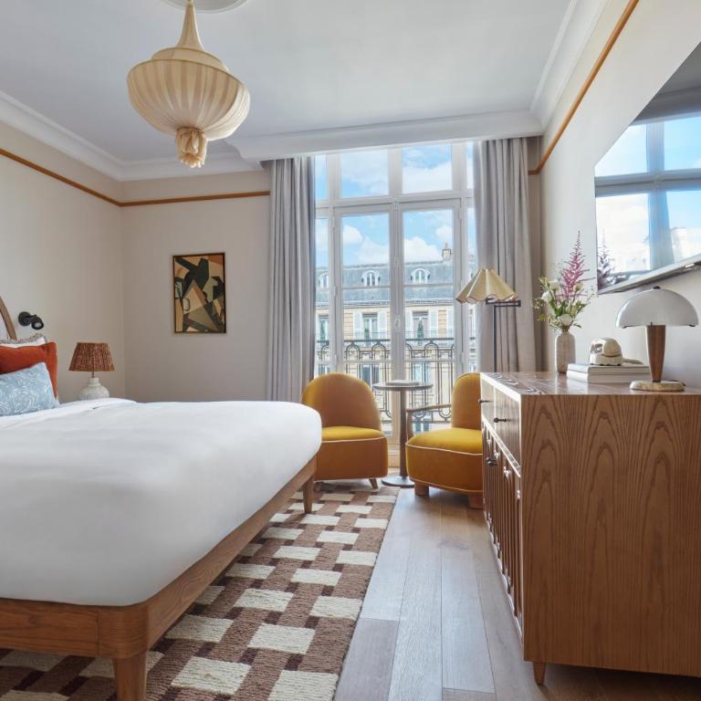 Miiro Le Grand Hôtel Cayré - Chambre Supérieure - Vue sur Ville - 2