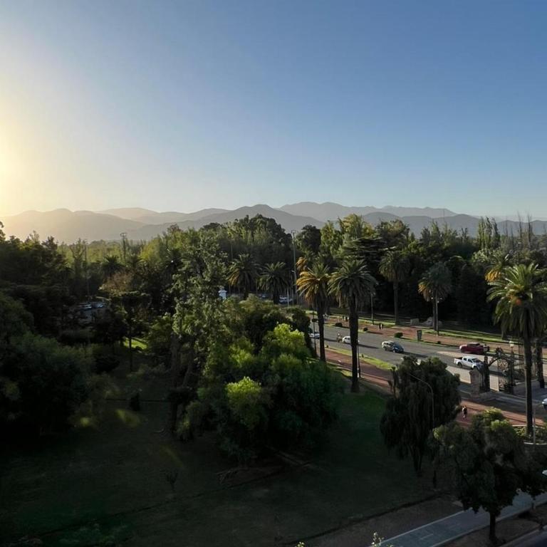 Departamento en Mendoza Capital con vista a las montañas - Apartamento de 3 dormitorios - 4