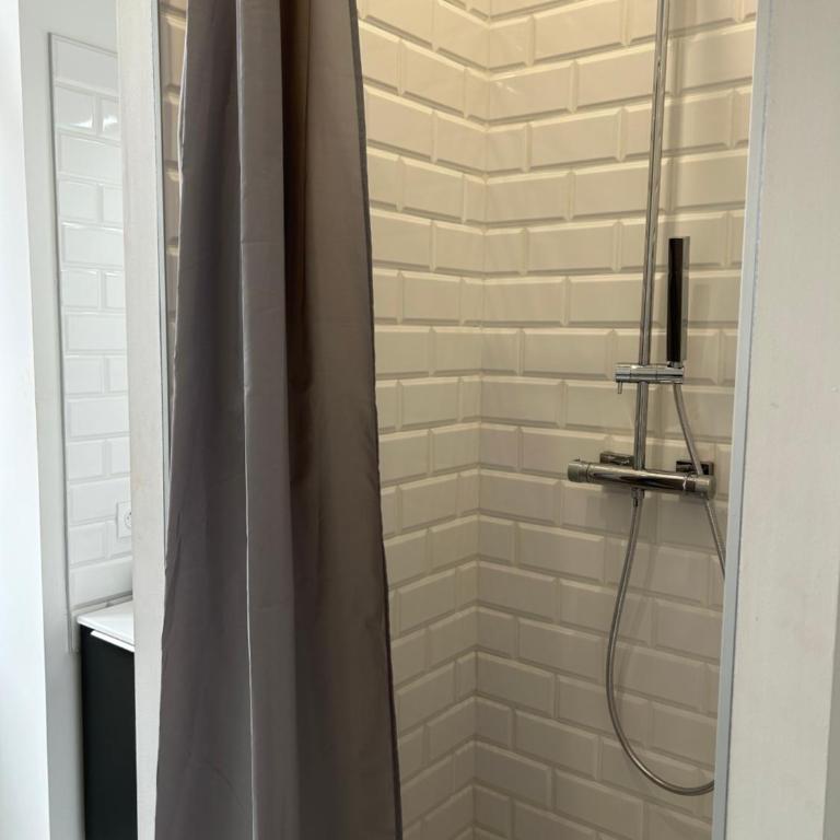 Le Toulousain 201 - Appartement Cosy en Hypercentre - Quartier Jeanne d'Arc - One-Bedroom Apartment - 18