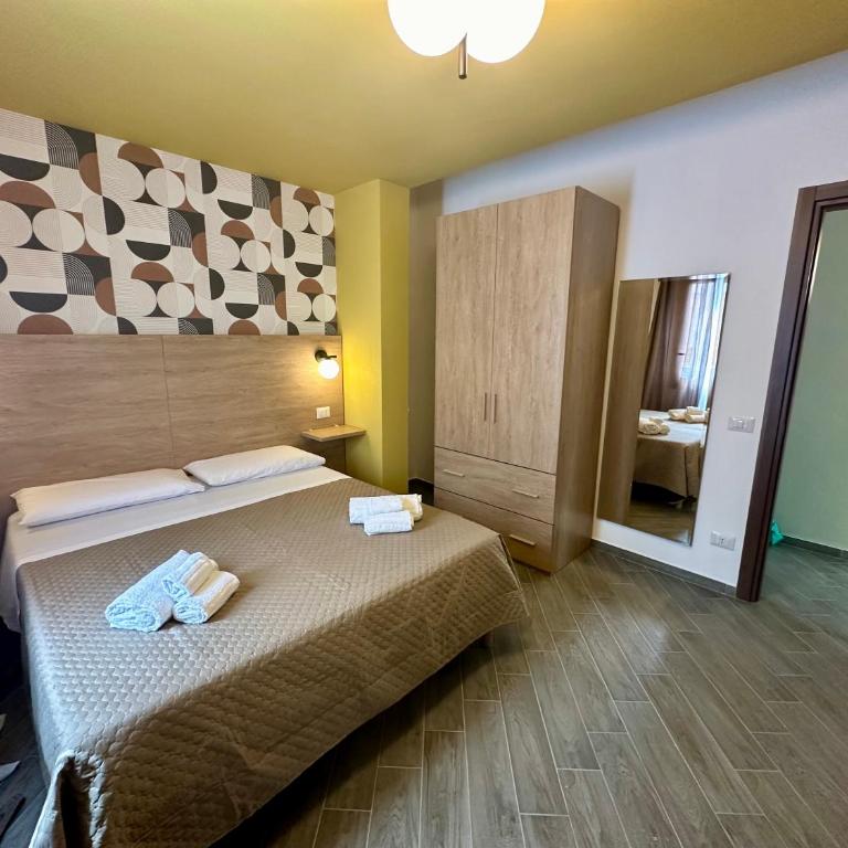 Intero Appartamento con Vasca Idromassaggio e Solarium - Villa Ciaculli - Suite con Vasca Idromassaggio - 5