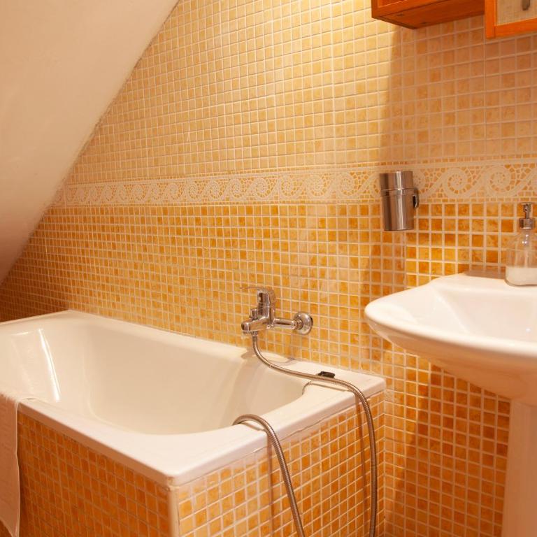 Duplex en Centro de Malaga, calle Nuño Gomez - Apartamento de 2 dormitorios - 30
