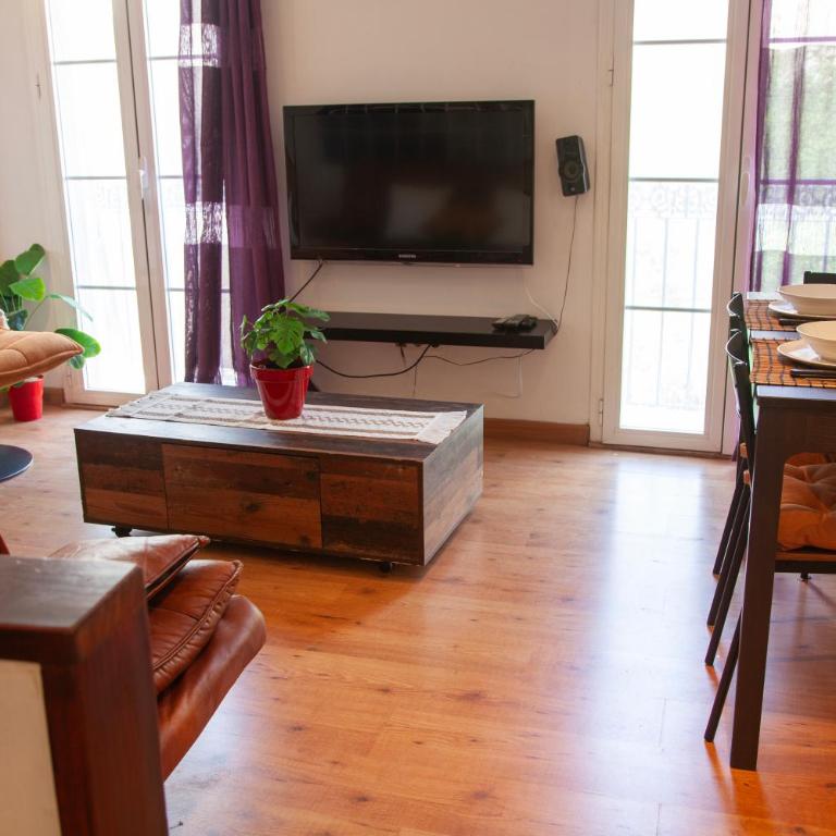Duplex en Centro de Malaga, calle Nuño Gomez - Apartamento de 2 dormitorios - 75