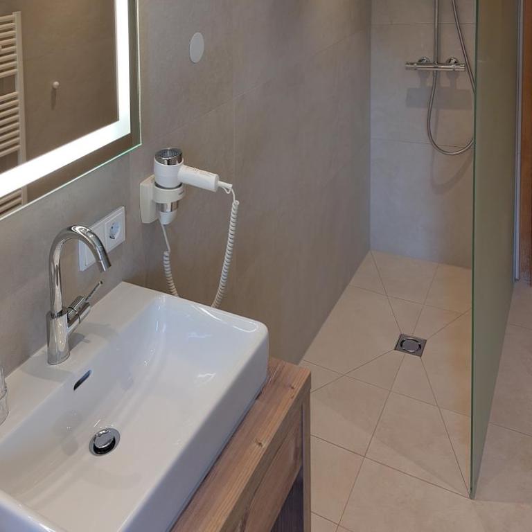 Antares am See - Apartment mit 2 Schlafzimmern und Wintergarten - 12