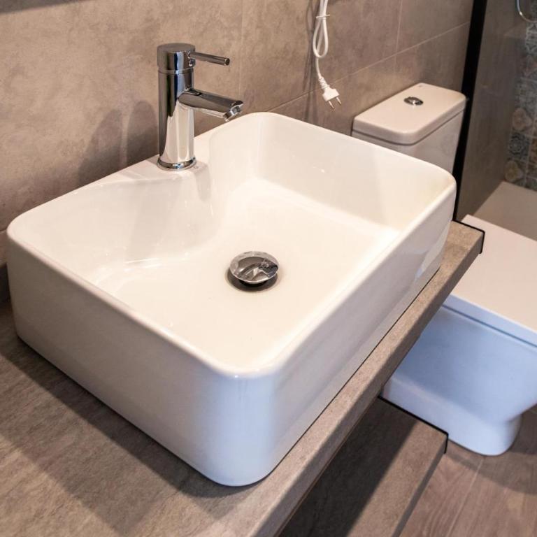Mediterraneo Stay - One-Bedroom Suite - 23