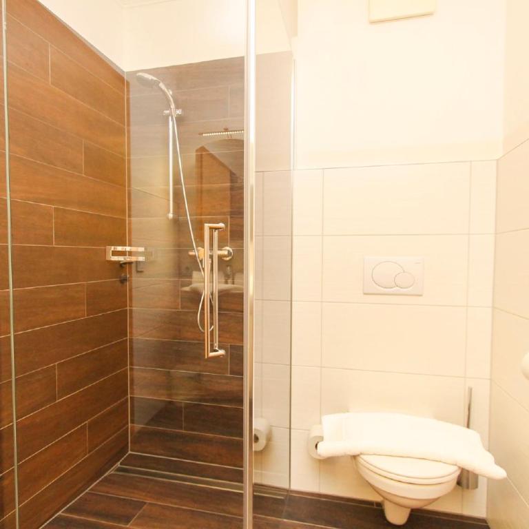 Appartementhaus Casamarai - Joker card included in summer - Deluxe Four-Bedroom Apartment with Terrace and Garden - 28