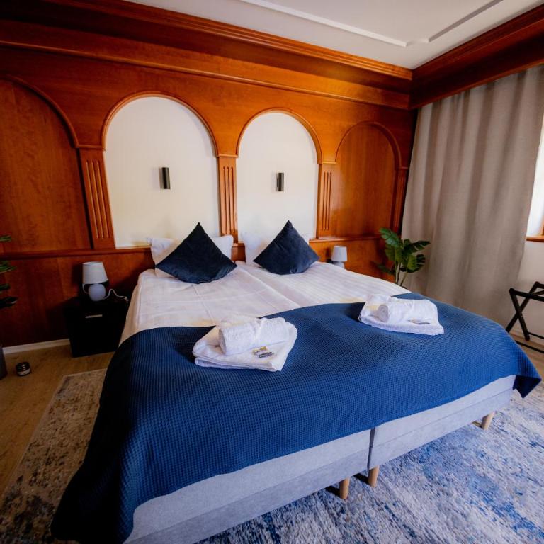 Apartment Alpenblick Watzmann-Kehlstein - TOP Lage im Berchtesgadener Land I bis zu 8 Personen I große Terrasse mit Blick auf die Berge I Smart TV I Billiard I WLAN I kostenloser Parkplatz - Apartment mit 3 Schlafzimmern - 8