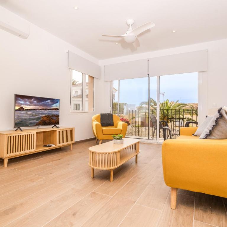 Aparto Almi - Two-Bedroom Apartment - 10