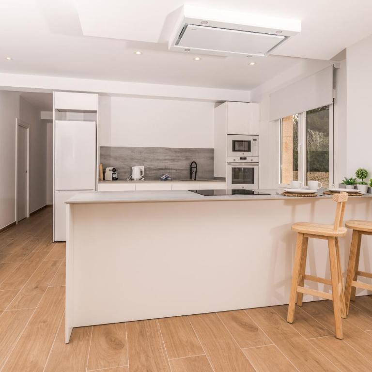 Aparto Almi - Two-Bedroom Apartment - 14