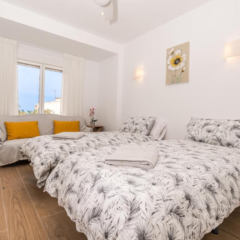 Aparto Almi - Two-Bedroom Apartment - 25