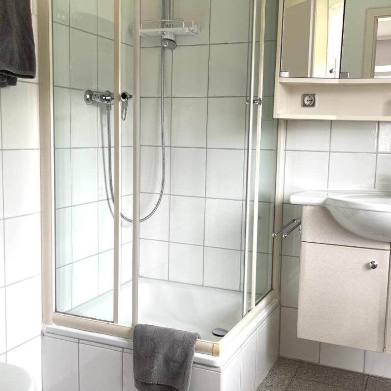 Das Ruebezahl - Doppelzimmer mit Bergblick - 8