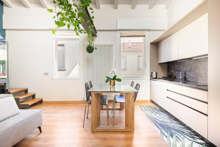 Domus: modern Loft in the center of Parma - Casa con 3 Camere da Letto - 10