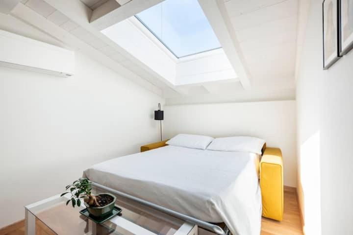 Domus: modern Loft in the center of Parma - Casa con 3 Camere da Letto - 6