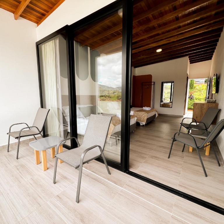 Viajero Guatapé Hostel & Lake Club - Habitación Doble Superior - 2 camas - 4