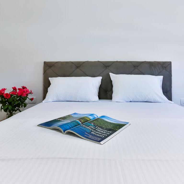 Montesun Dario Apartments - Two-Bedroom Apartment - 11