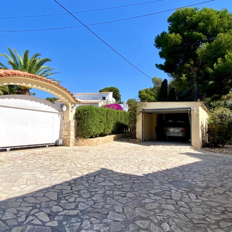 "Casa Claudia" - private holiday home with pool and garden in Moraira - Three-Bedroom Vacation Home - 15
