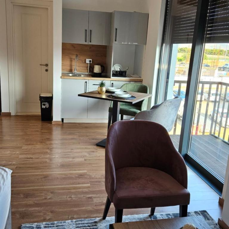 Podgorica apartments Planet - Studio sa Balkonom - 9
