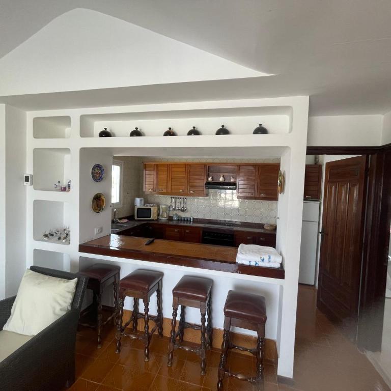Villa Carmiña - Three-Bedroom Villa - 36