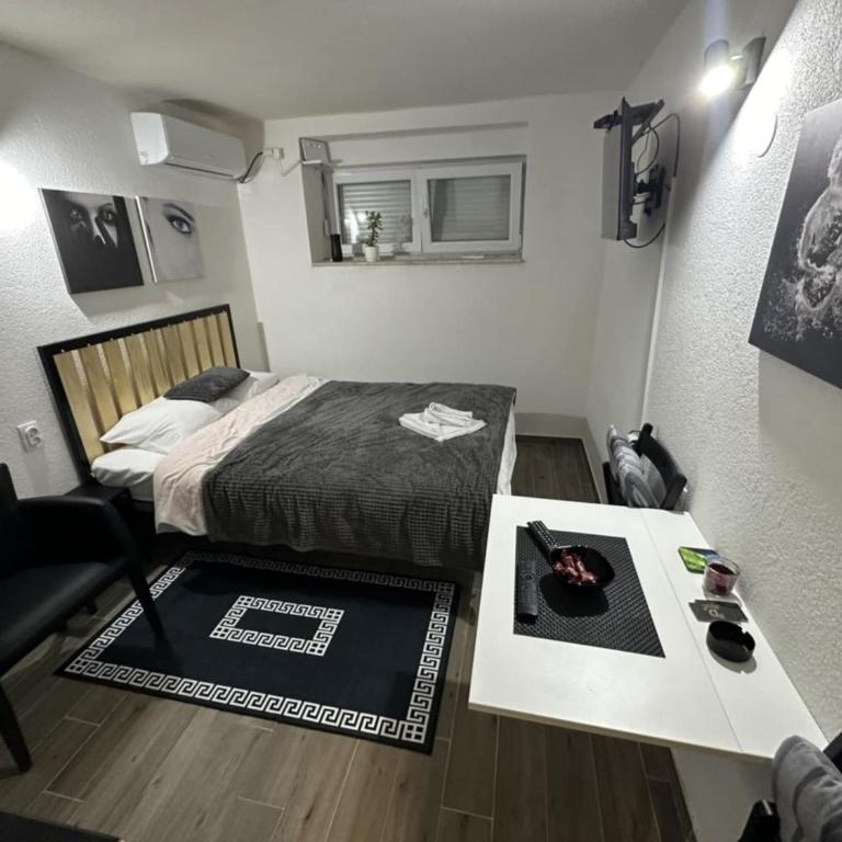Delfin apartmani - One-Bedroom Apartment - 6
