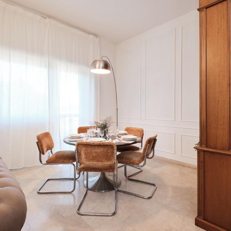 Elegante appartamento con 3 Camere da letto vicino il Centro - Three-Bedroom Apartment - 21