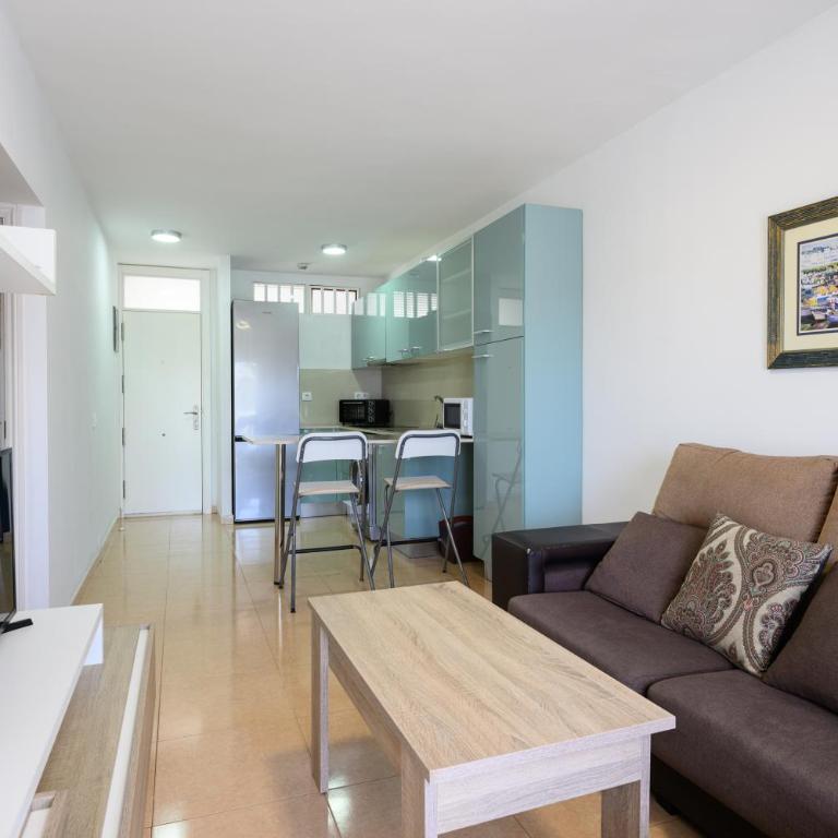 Sol y Playa III - Two-Bedroom Apartment - 11
