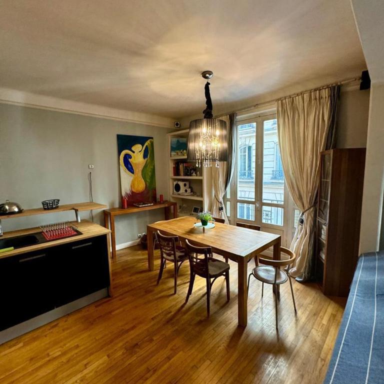 Appartement de 2 chambres au cœur de Paris - Appartement 2 Chambres - 9
