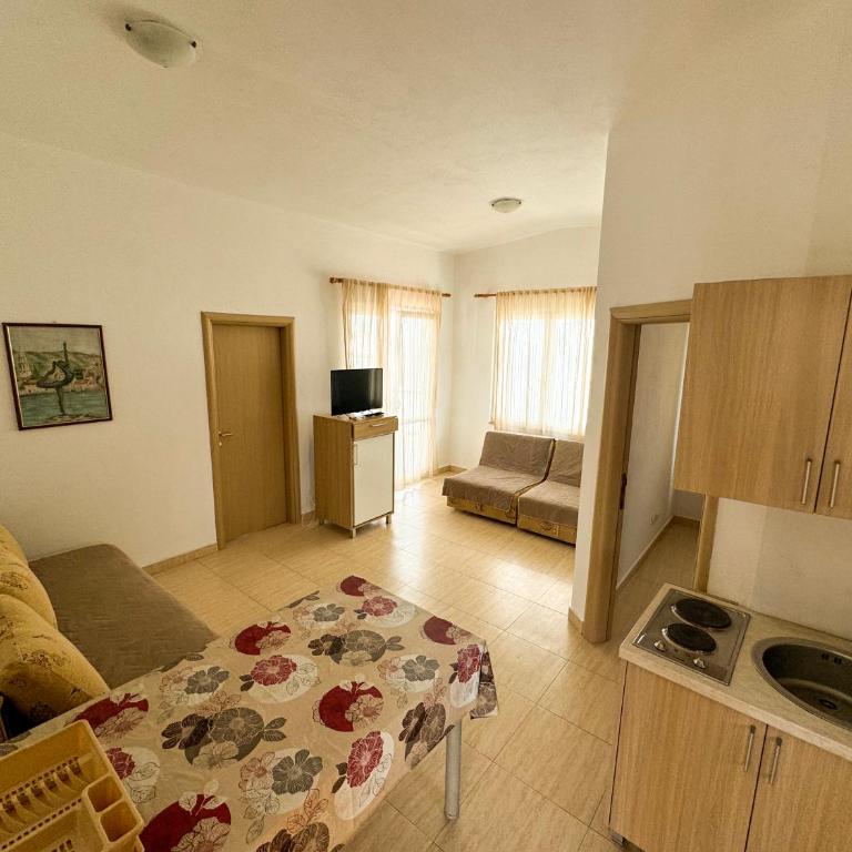 Biser Apartmani - Deluxe Double Room with Balcony and Sea View - 4